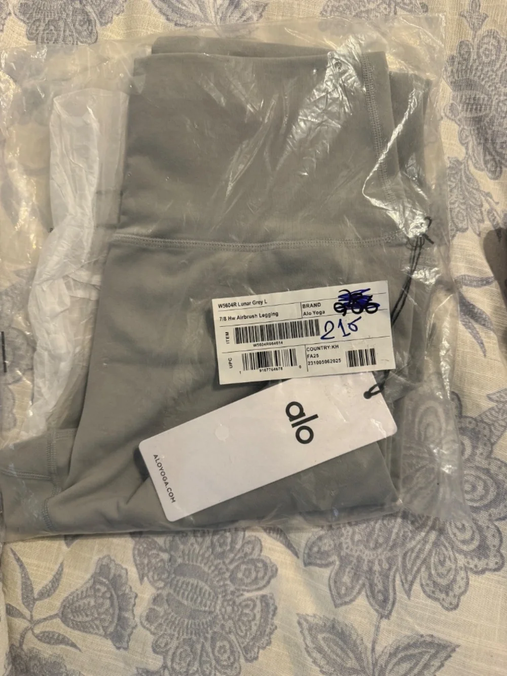 NWT alo 7/8 High-Waist Airbrush Leggings, Size L
